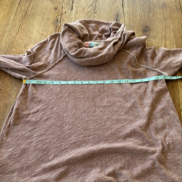 Free People Gray Cowl Neck Sweatshirt - Picture 6 of 7